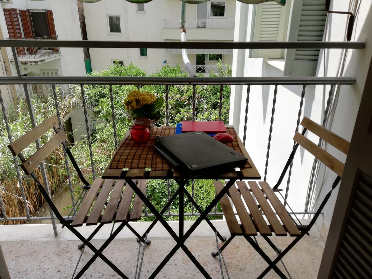 Wonderful Apartment In Central Athens Exterior photo